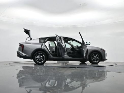 Used 2025 Kia K4 FWD image 53