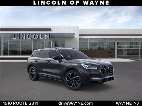New 2026 Lincoln Corsair Grand Touring AWD/4WD image 8