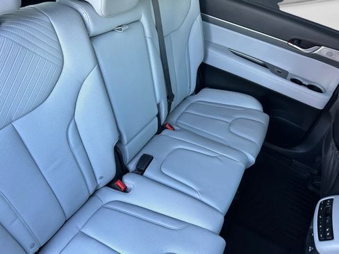 Used 2023 Hyundai Palisade SEL w/ Cargo Package AWD/4WD image 18