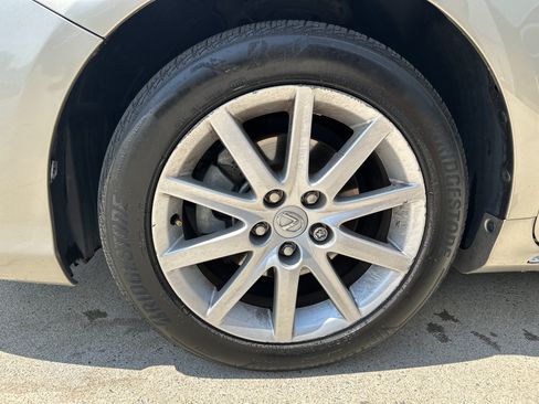 Used 2013 Toyota Camry XLE FWD image 31