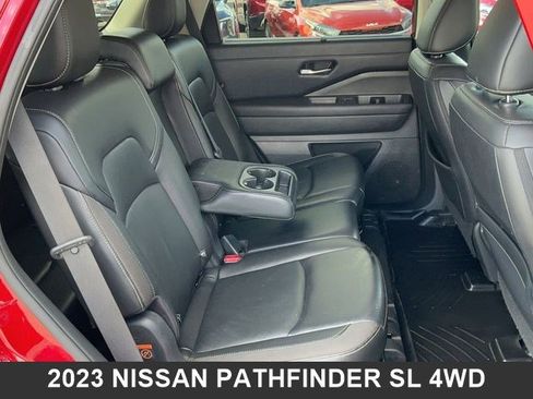 Used 2023 Nissan Pathfinder SL image 19
