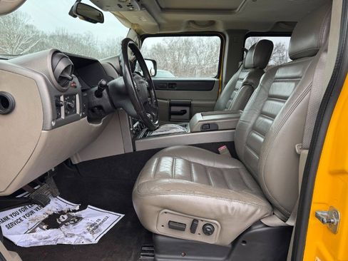 Used 2003 HUMMER H2 w/ Preferred Equipment Group image 14
