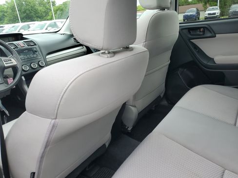 Used 2015 Subaru Forester 2.5i Premium w/ All-Weather Package AWD/4WD image 12