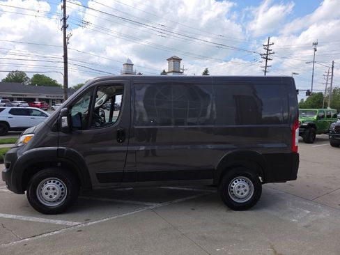 Used 2024 RAM ProMaster 1500 w/ Premium Convenience Group FWD image 7