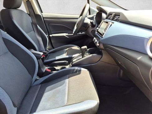 Used 2025 Nissan Versa SV FWD image 20