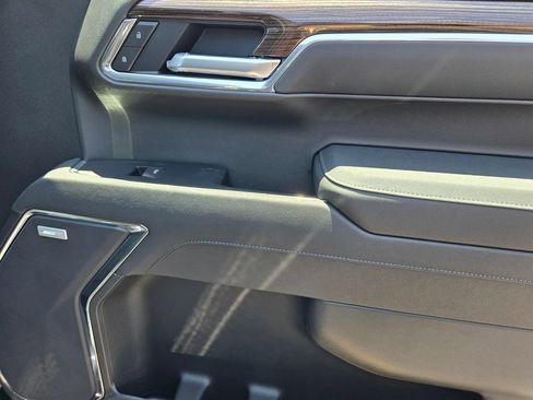New 2026 Chevrolet Silverado 1500 LT Trail Boss w/ LT Trail Boss Premium Package AWD/4WD image 7