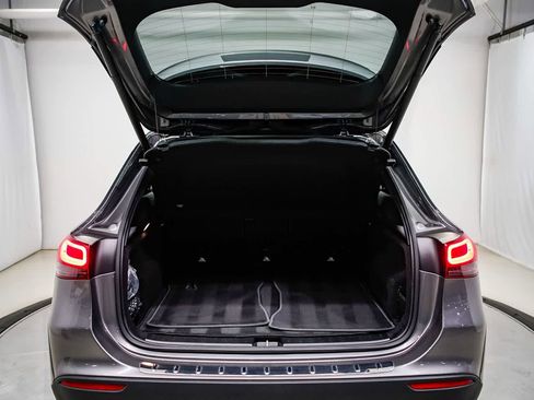 Used 2023 Mercedes-Benz GLA 250 image 25