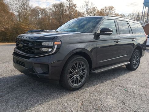 New 2026 Ford Expedition Platinum w/ Stealth Appearance Package image 6