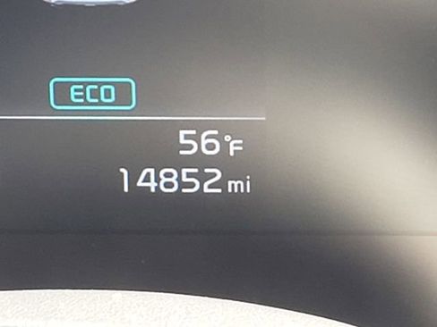 Certified 2024 Kia Niro LX image 25