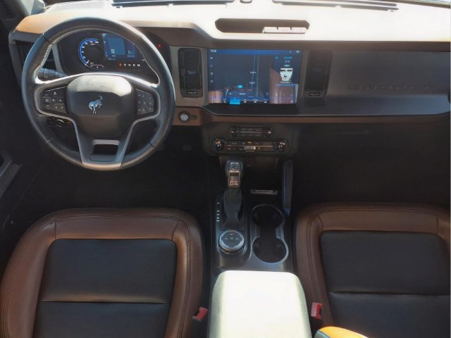 Used 2023 Ford Bronco Outer Banks AWD/4WD image 15