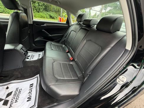 Used 2016 Volkswagen Passat 1.8T SE FWD image 30