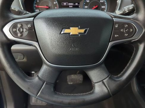 Certified 2023 Chevrolet Traverse LT image 5