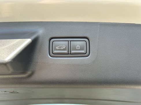 New 2026 Hyundai Santa Fe Limited FWD image 18