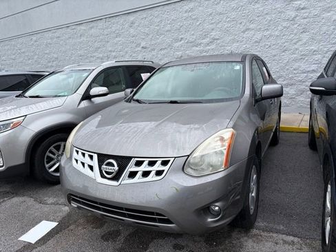 Used 2013 Nissan Rogue S w/ Special Edition Pkg FWD image 1