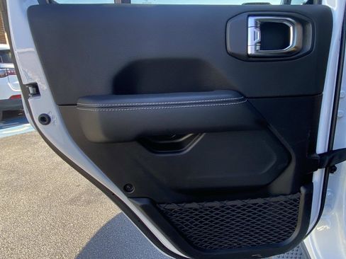 Certified 2023 Jeep Wrangler Sahara image 17