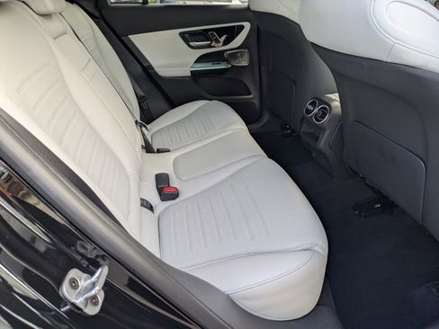 Used 2023 Mercedes-Benz GLC 300 image 20