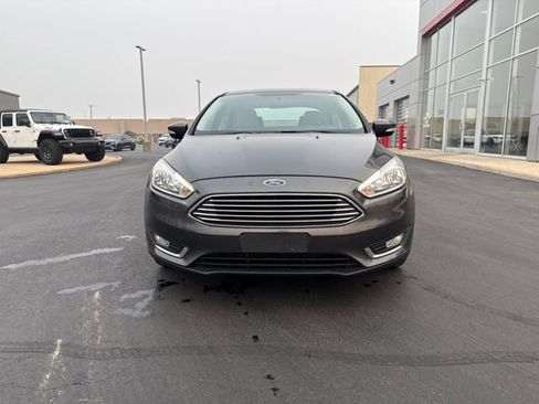 Used 2016 Ford Focus Titanium w/ Titanium Cold Weather Package FWD image 2