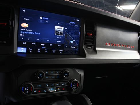 Used 2025 Ford Bronco Raptor w/ Interior Carbon Fiber Pack AWD/4WD image 68