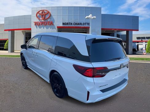 Used 2025 Honda Odyssey Sport-L image 8