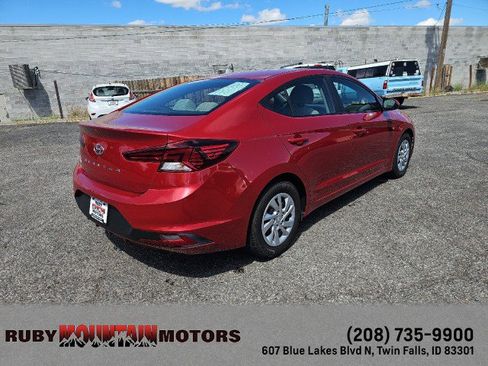 Used 2020 Hyundai Elantra SE FWD image 7