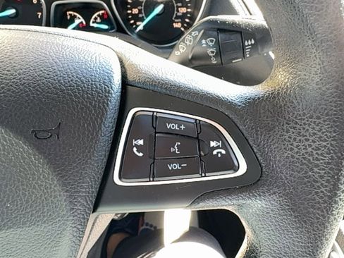 Used 2019 Ford Escape S image 20