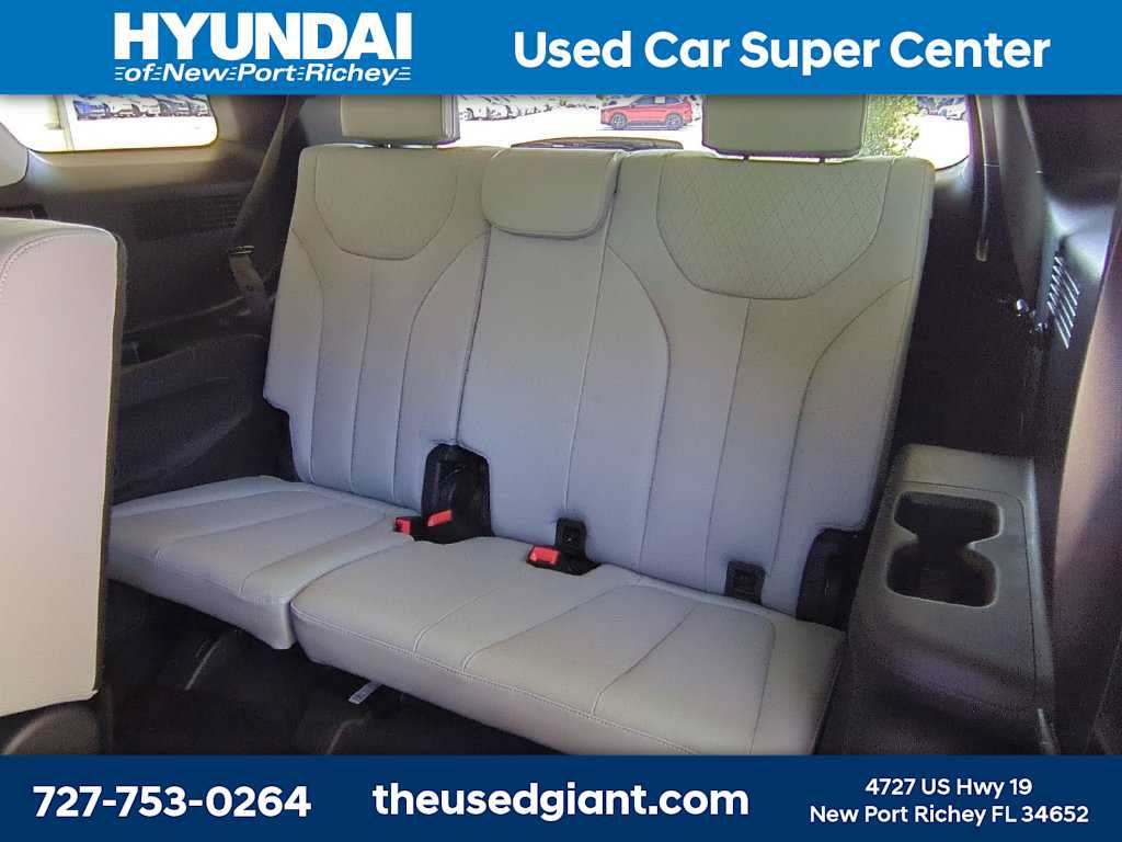 Certified 2022 Hyundai Palisade SEL w/ 8P Bench Seat Package FWD image 15