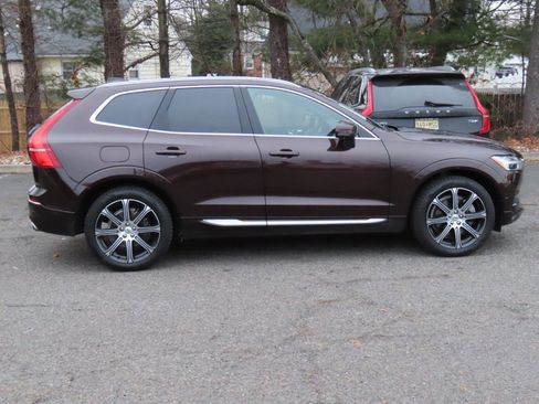 Used 2018 Volvo XC60 T6 Inscription w/ Luxury Seat Package image 22