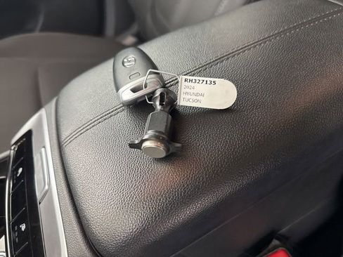 Used 2024 Hyundai Tucson SEL image 28