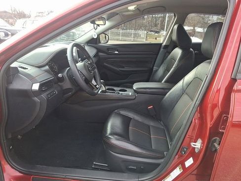 Used 2019 Nissan Altima 2.5 SR image 15