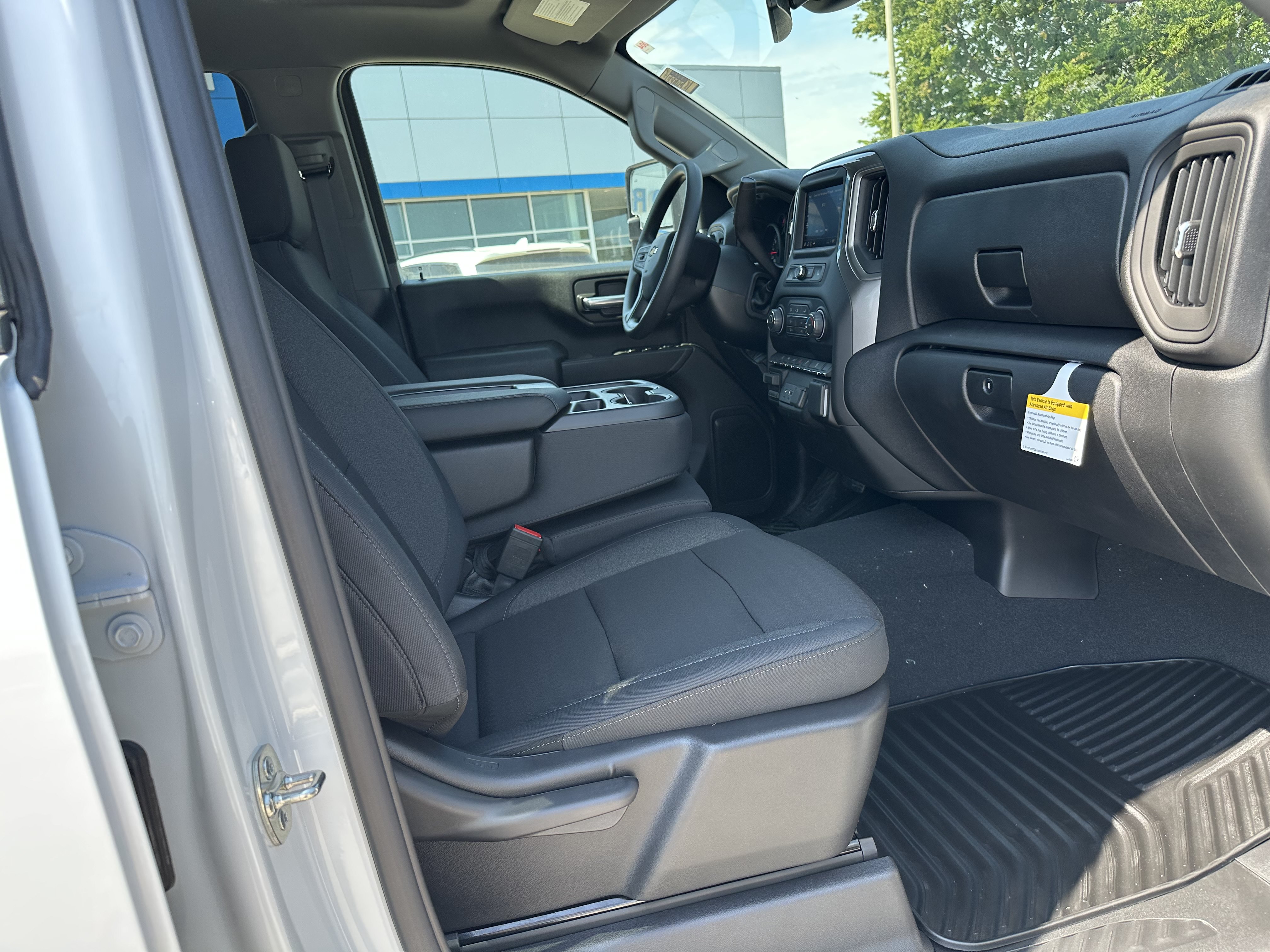 New 2026 Chevrolet Silverado 2500 Custom w/ Custom Value Package AWD/4WD image 32