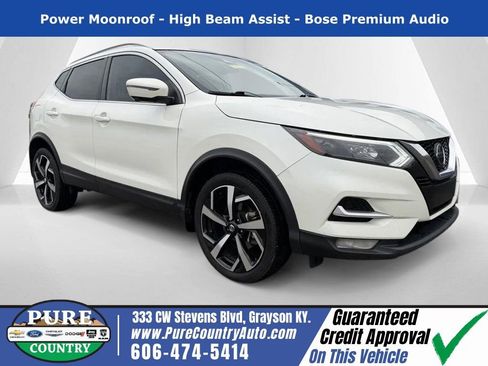 Used 2021 Nissan Rogue Sport SL w/ Premium Package image 1