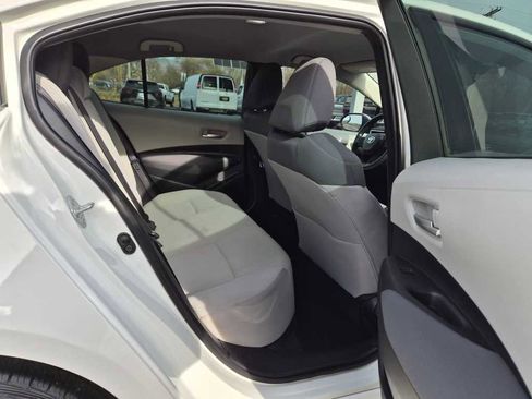 Used 2021 Toyota Corolla LE w/ Carpet Mat Package (TMS) image 14