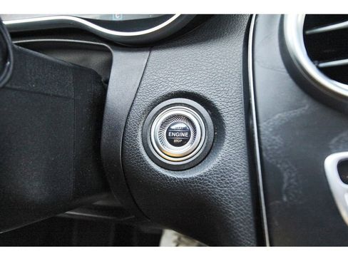 Used 2021 Mercedes-Benz C 300 Sedan image 20