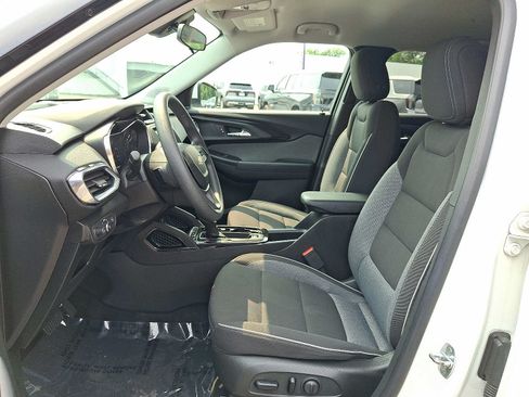 Certified 2023 Chevrolet TrailBlazer LT AWD/4WD image 14