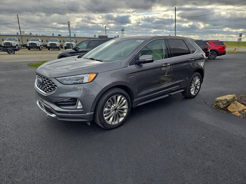 Used 2024 Ford Edge Titanium w/ Titanium Elite Package image 8