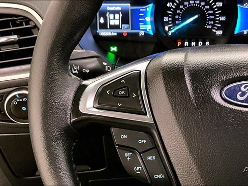 Used 2024 Ford Edge SEL AWD/4WD image 11