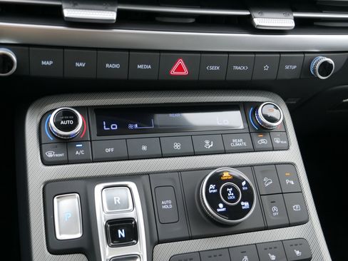 Used 2025 Hyundai Palisade SEL AWD/4WD image 23