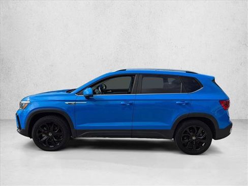 Used 2022 Volkswagen Taos SE AWD/4WD image 8