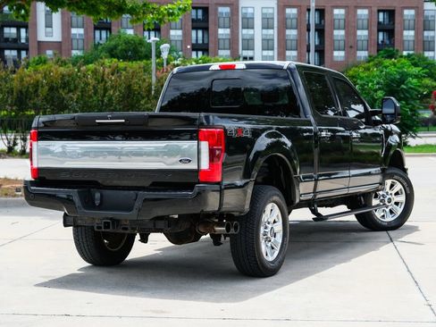 Used 2017 Ford F250 Platinum AWD/4WD image 23
