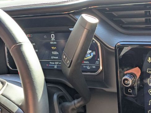 Used 2025 GMC Sierra 2500 AT4X image 19