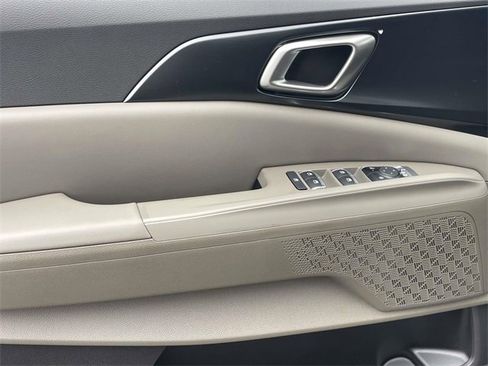 New 2026 Kia Carnival LXS image 25