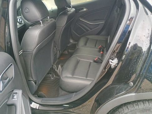 Used 2020 Mercedes-Benz GLA 250 4MATIC image 20