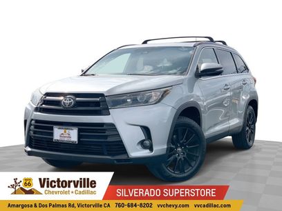 Used 2019 Toyota Highlander SE