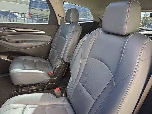 Used 2019 Buick Enclave Premium w/ Experience Buick Package image 16