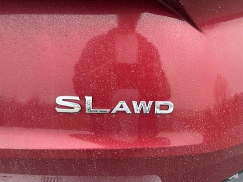 Used 2022 Nissan Rogue SL w/ SL Premium Package image 31