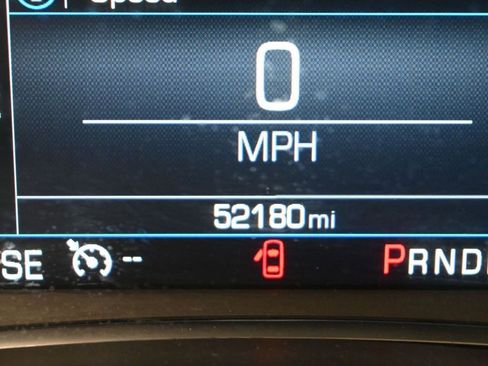 Used 2023 Chevrolet Equinox LT image 35