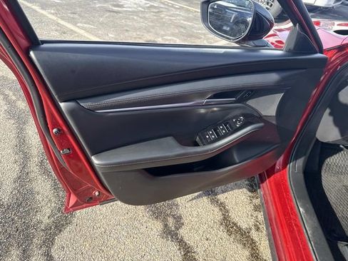 Used 2025 MAZDA MAZDA3 s image 21