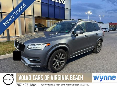 Used 2019 Volvo XC90 T5 Momentum w/ Protection Package AWD/4WD image 3