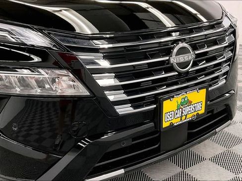 Used 2025 Nissan Rogue Platinum w/ Platinum Premium Package image 34