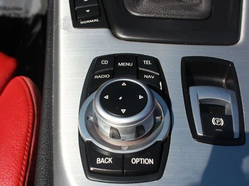 Used 2011 BMW Z4 sDrive30i image 32